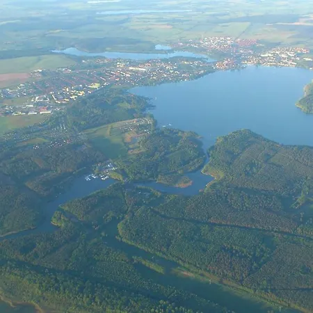 Am Seeufer 11 アパート *