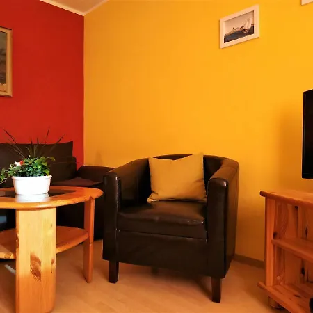 Apartment Am Seeufer 11