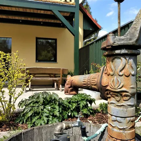 アパート Am Seeufer 11 ヴァーレン