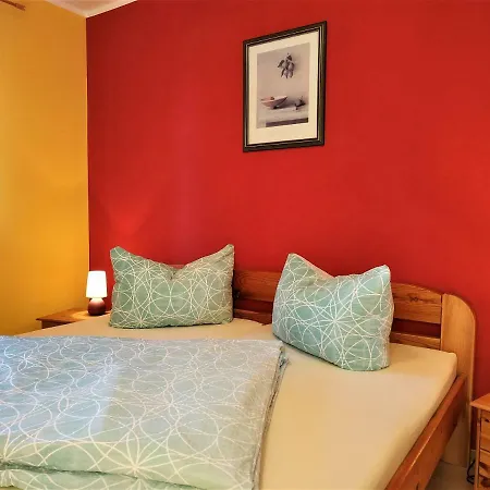 アパート Am Seeufer 11 *